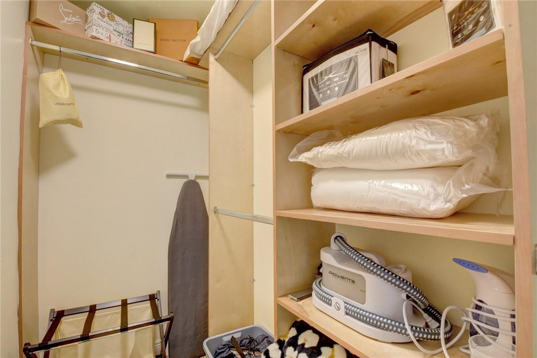 FAVALE ESTATES - Residential Lease