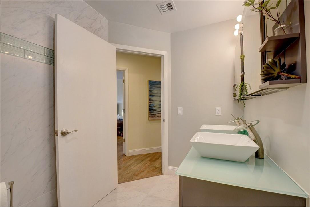 FAVALE ESTATES - Residential Lease