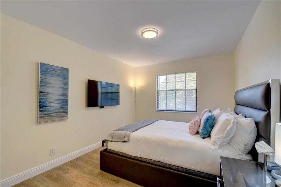 FAVALE ESTATES - Residential Lease