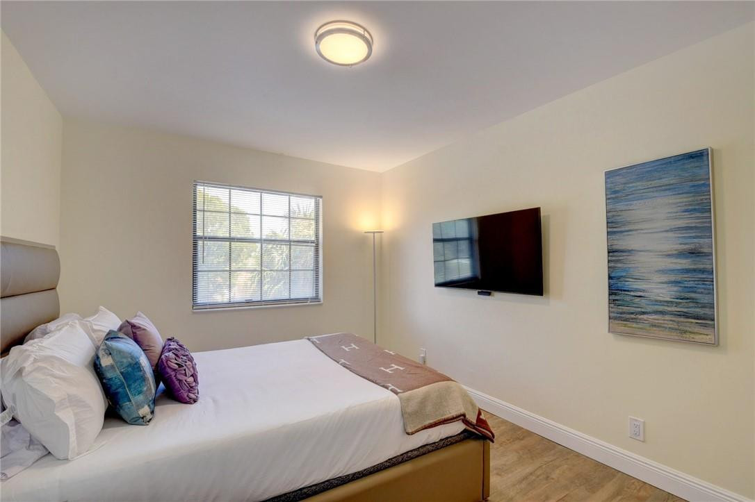 FAVALE ESTATES - Residential Lease