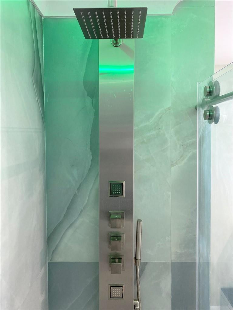 FAVALE ESTATES - Residential Lease