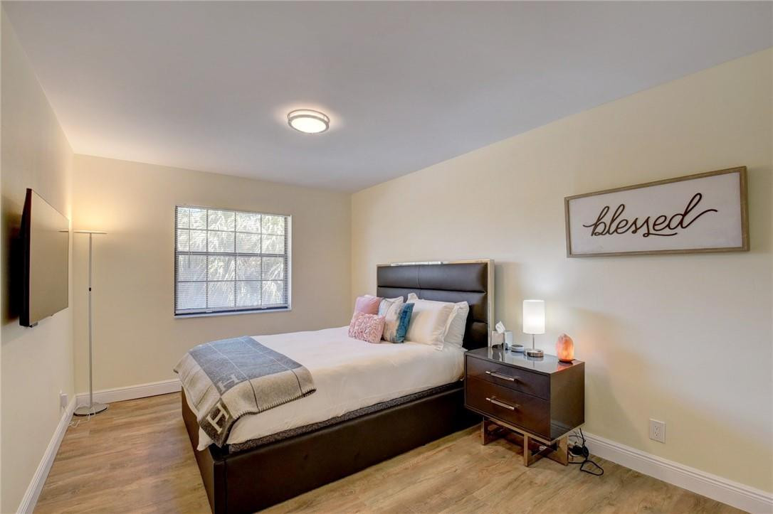 FAVALE ESTATES - Residential Lease