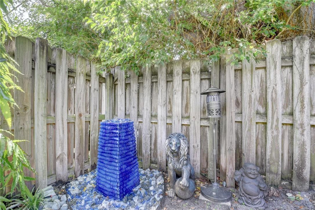 FAVALE ESTATES - Residential Lease