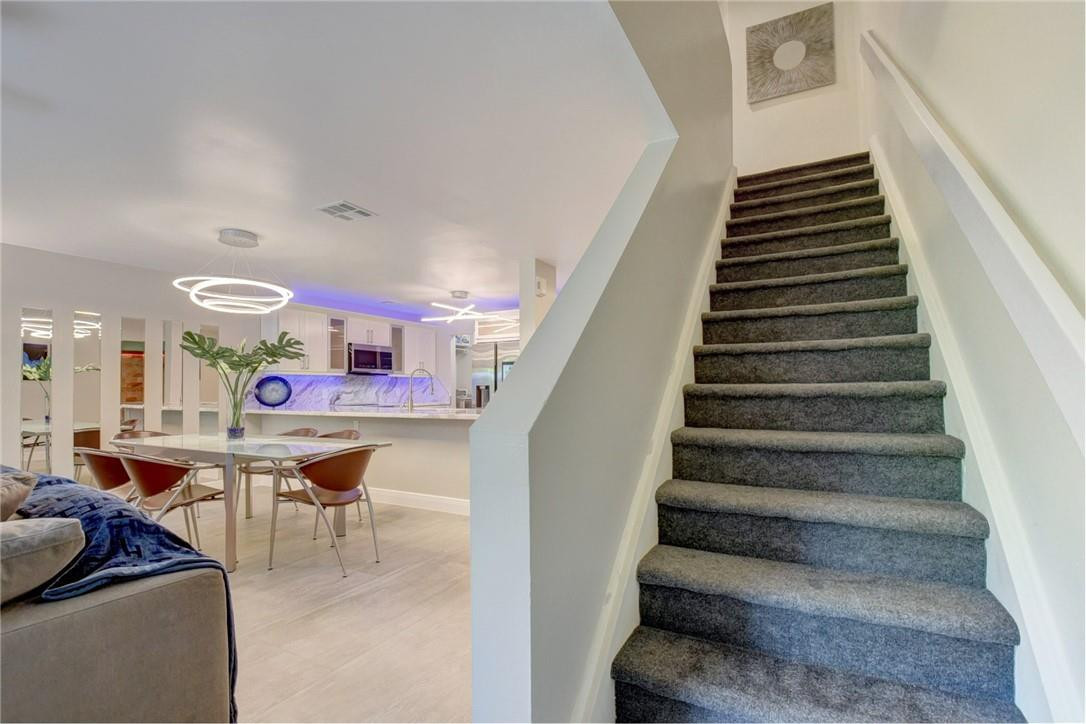 FAVALE ESTATES - Residential Lease