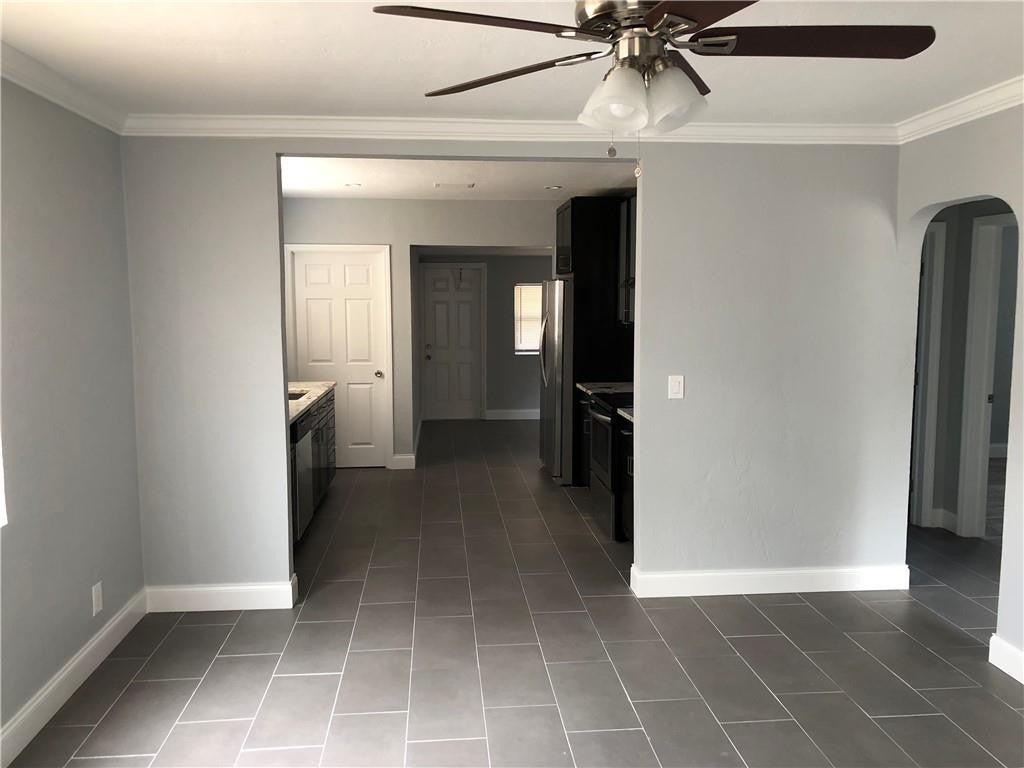 Photo of 2817 TAYLOR Street, Hollywood, FL 33020 (MLS # B26062080)