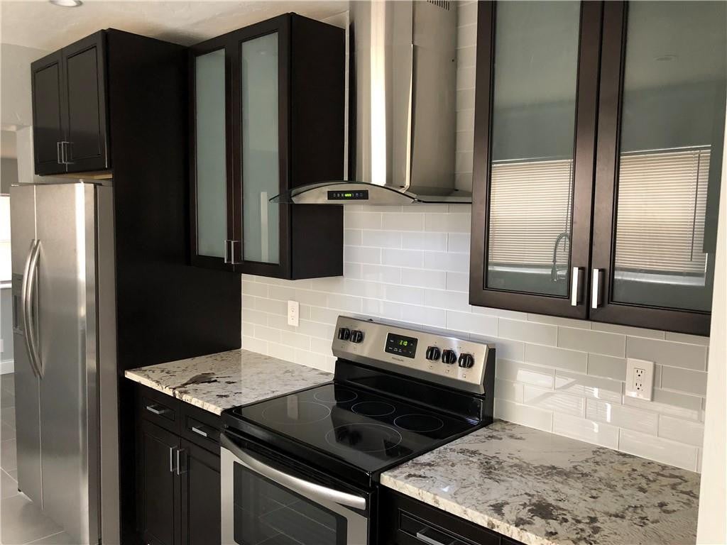 Photo of 2817 TAYLOR Street, Hollywood, FL 33020 (MLS # B26062080)