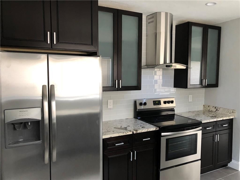 Photo of 2817 TAYLOR Street, Hollywood, FL 33020 (MLS # B26062080)
