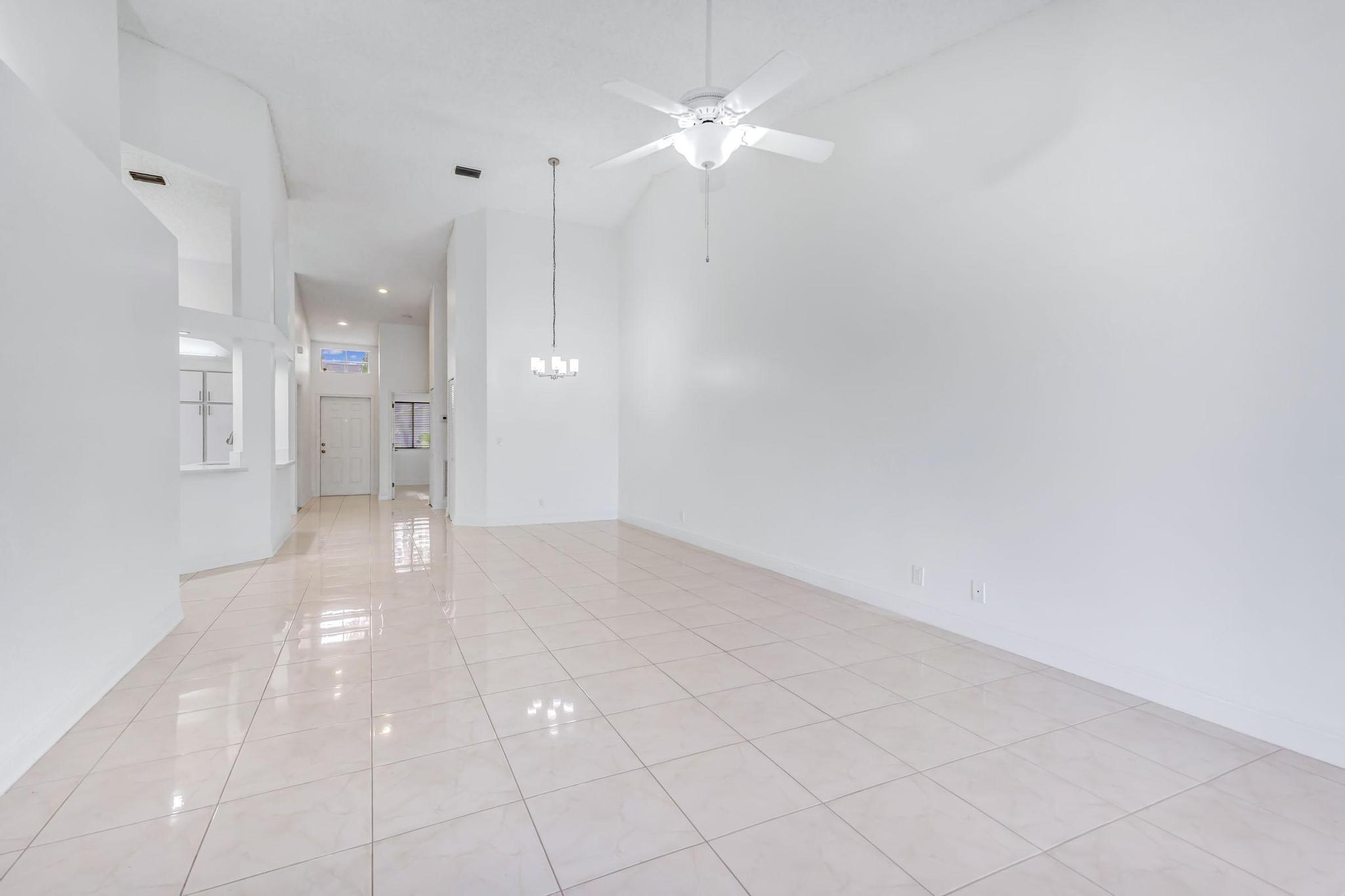 BOCA GARDENS 4 - Residential
