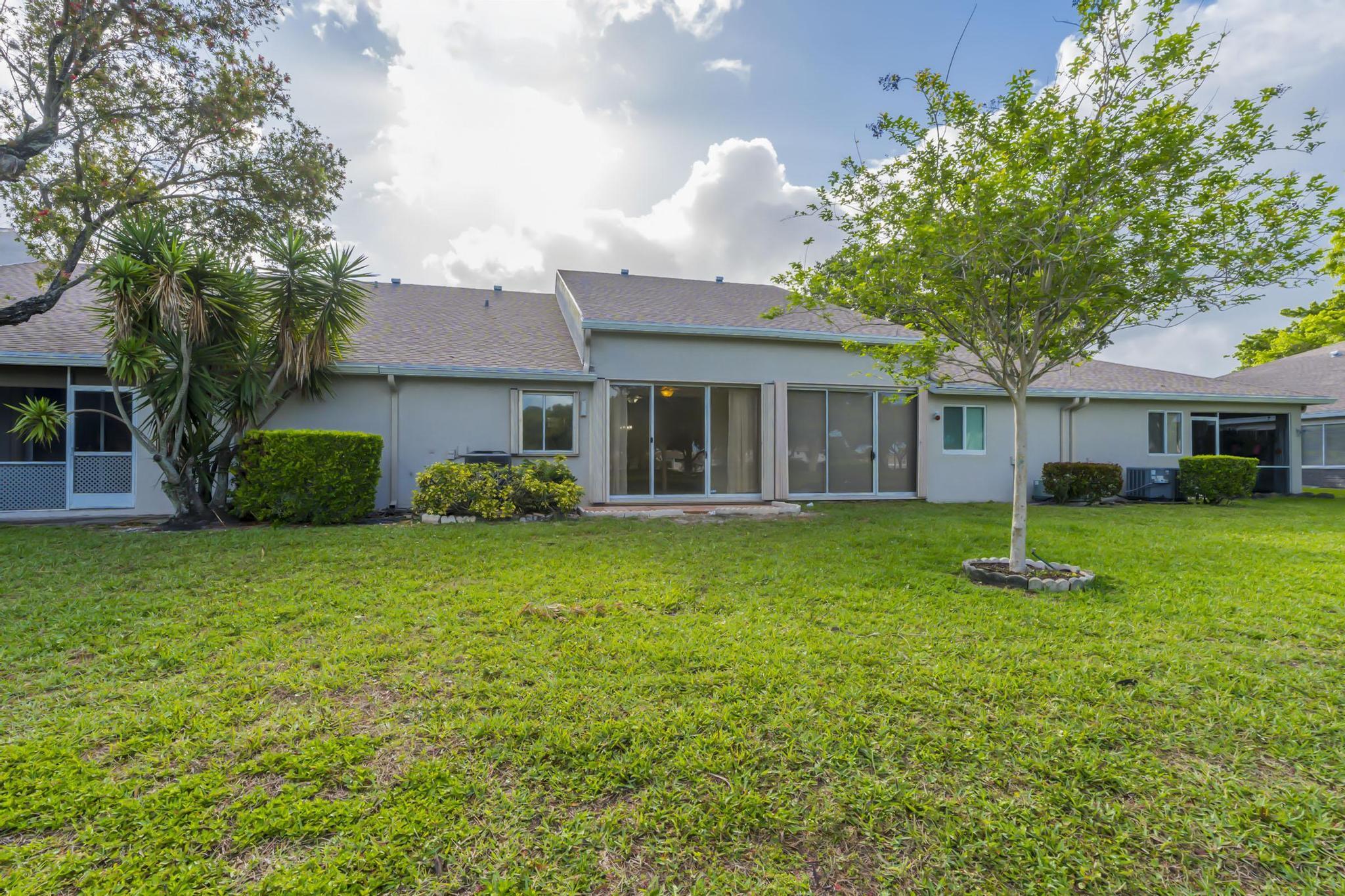 BOCA GARDENS 4 - Residential