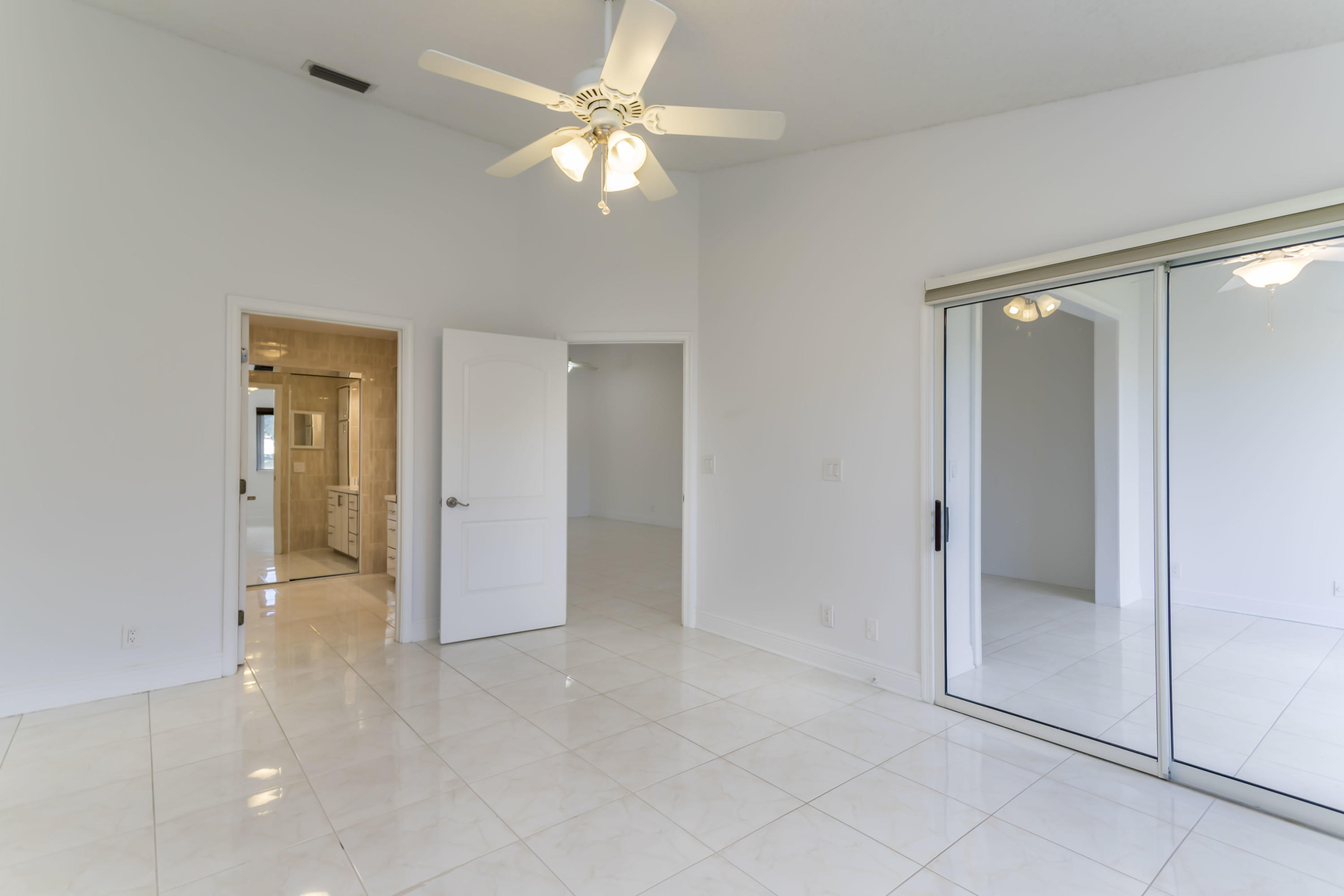 BOCA GARDENS 4 - Residential