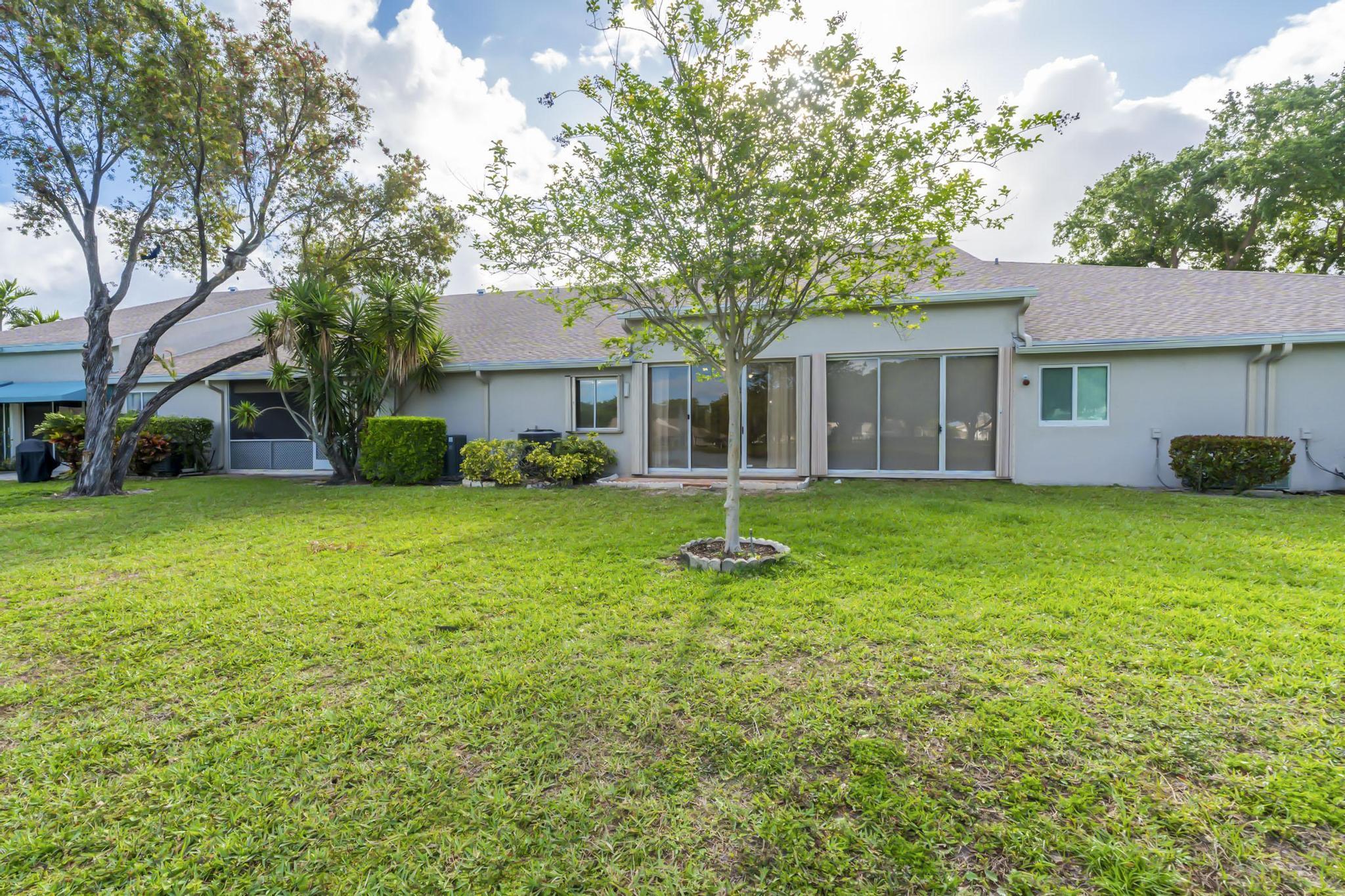 BOCA GARDENS 4 - Residential