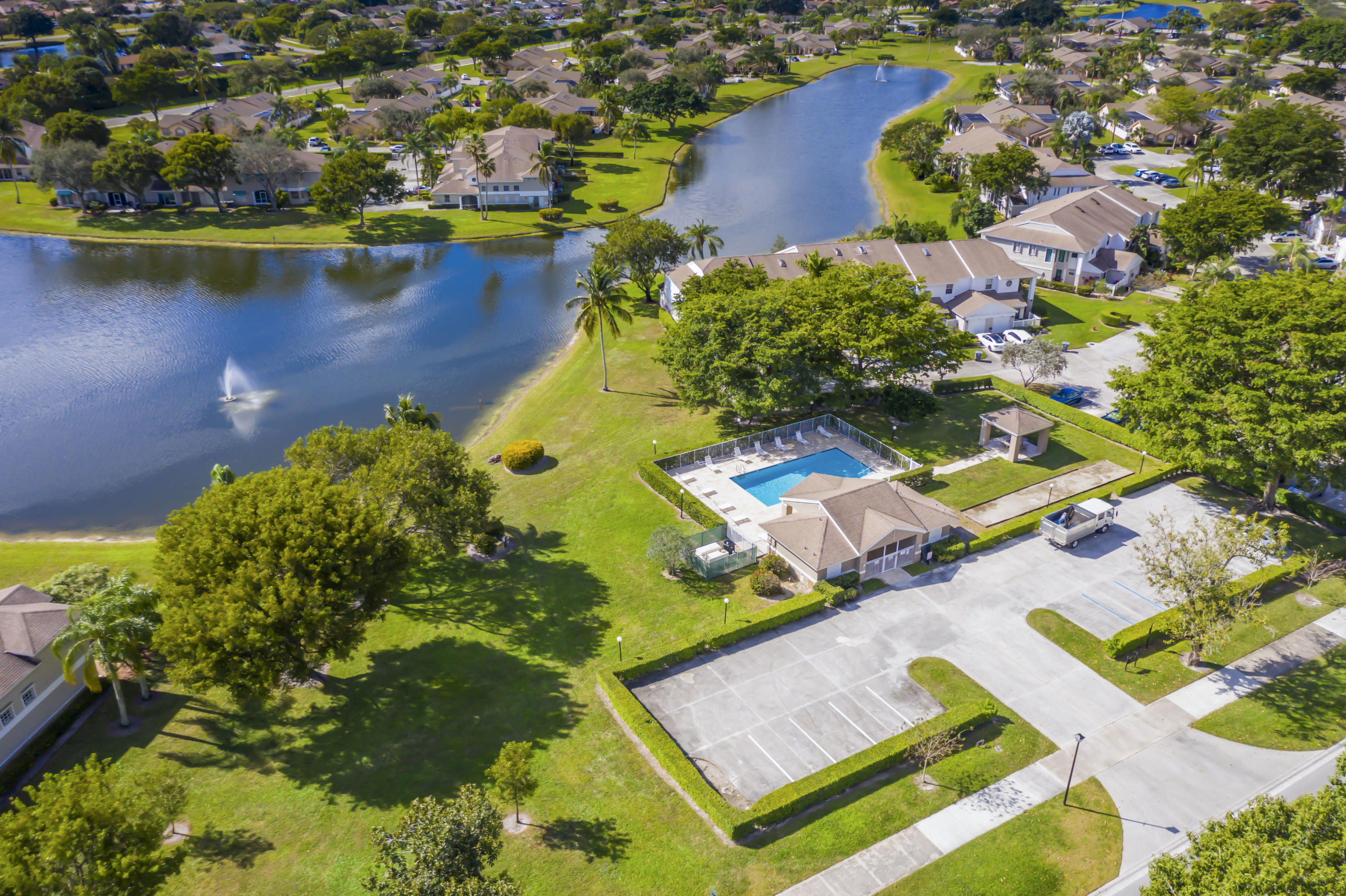 BOCA GARDENS 4 - Residential