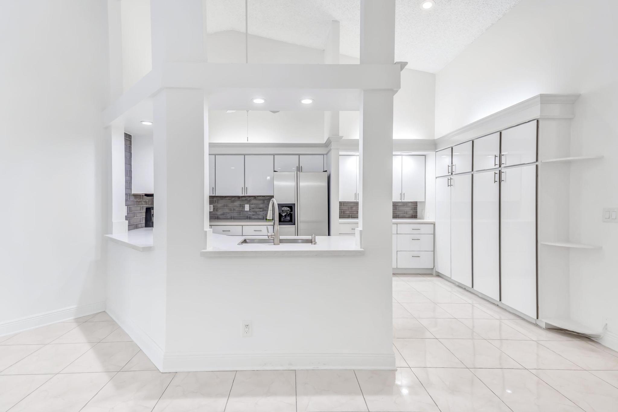BOCA GARDENS 4 - Residential