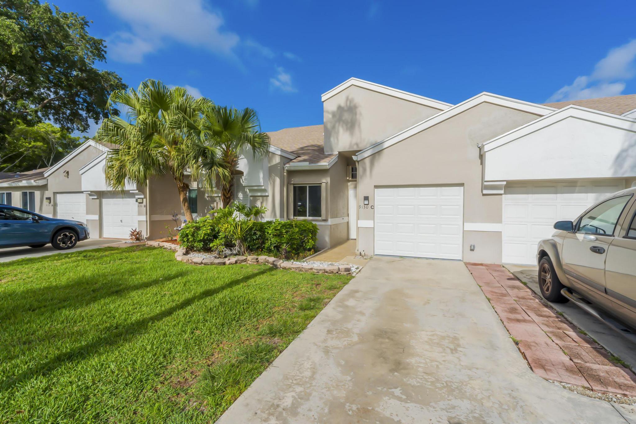 BOCA GARDENS 4 - Residential