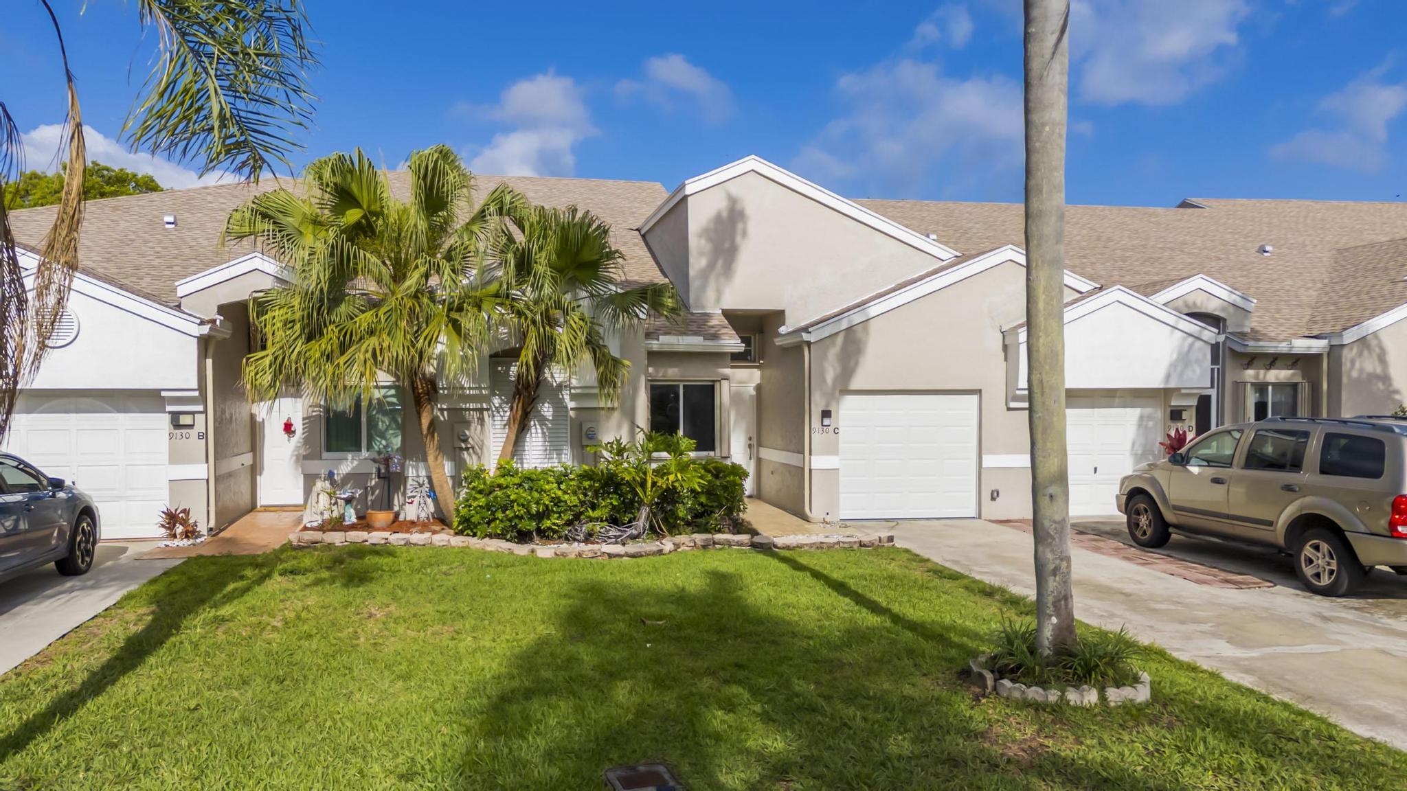 BOCA GARDENS 4 - Residential