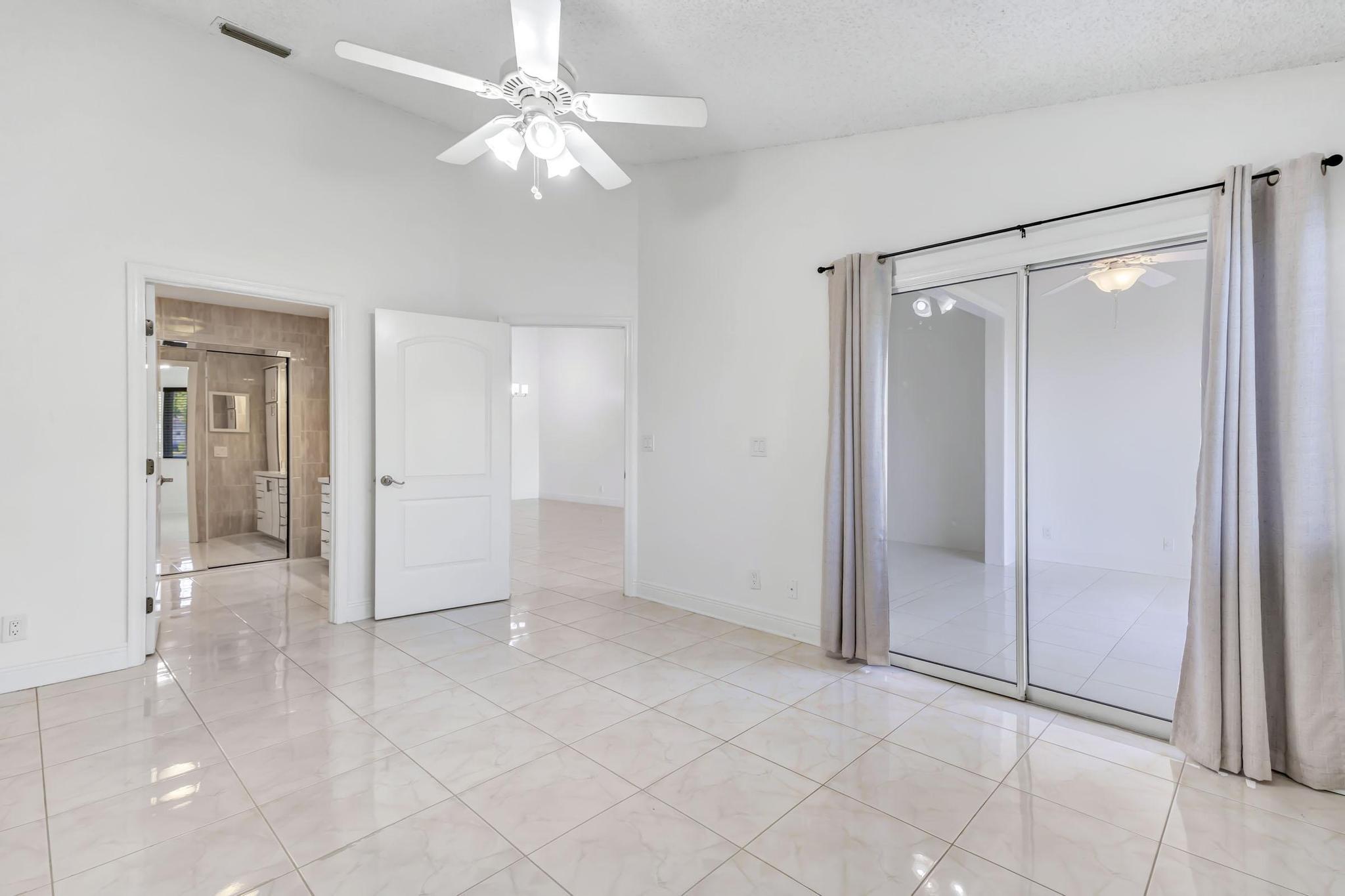 BOCA GARDENS 4 - Residential