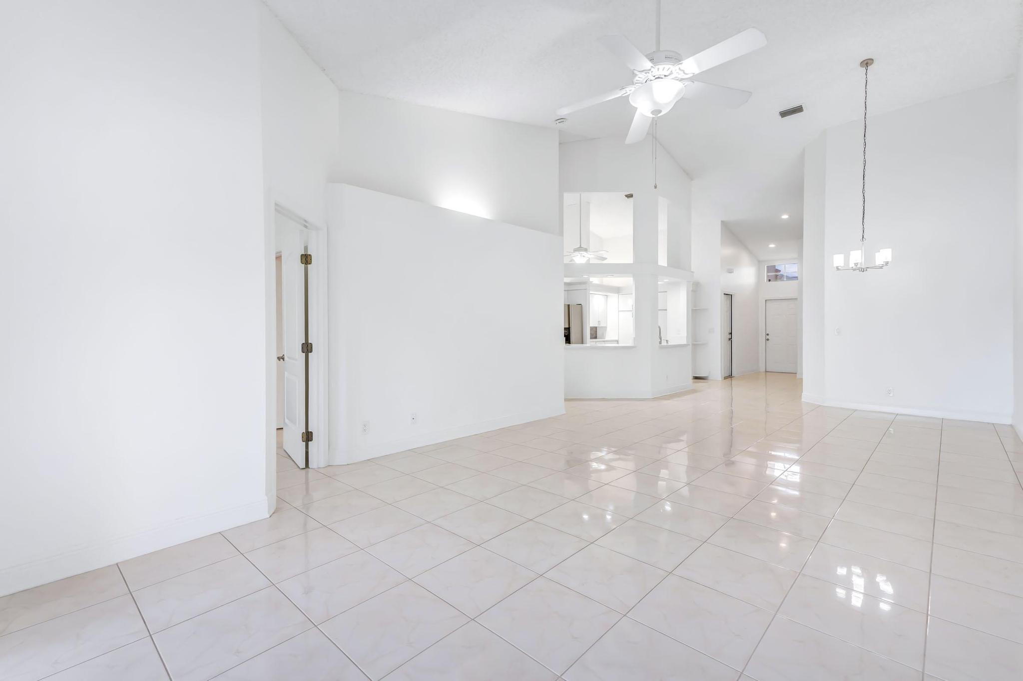 BOCA GARDENS 4 - Residential