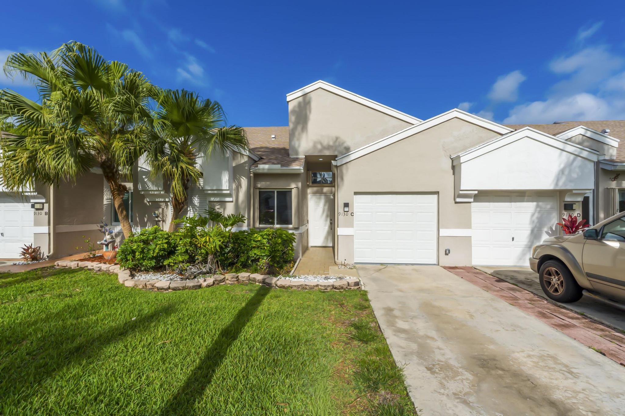 BOCA GARDENS 4 - Residential