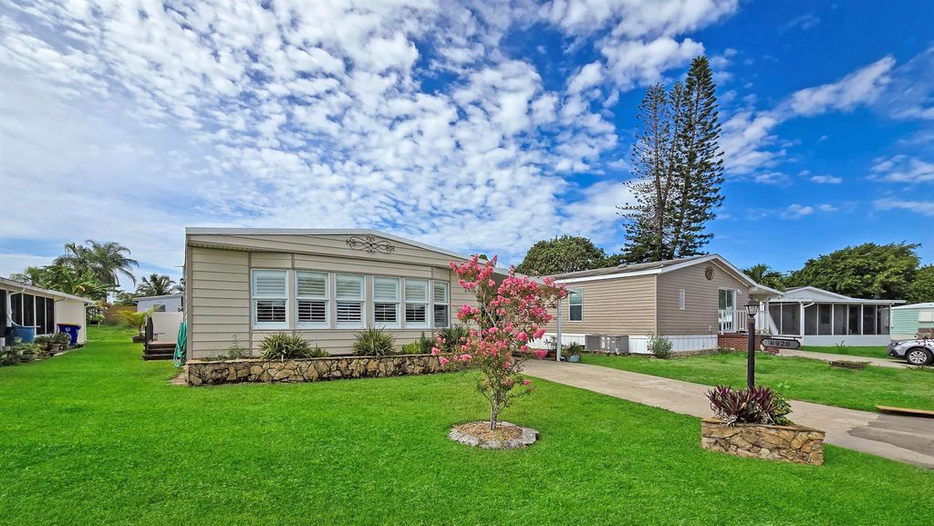 Photo of 6920 SE Congress Street, Hobe Sound, FL 33455 (MLS # R11106186)