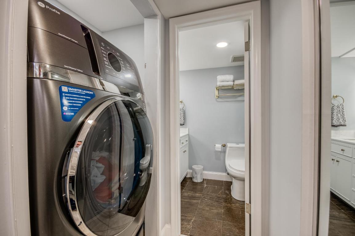 Southgate Condo - Residential Lease