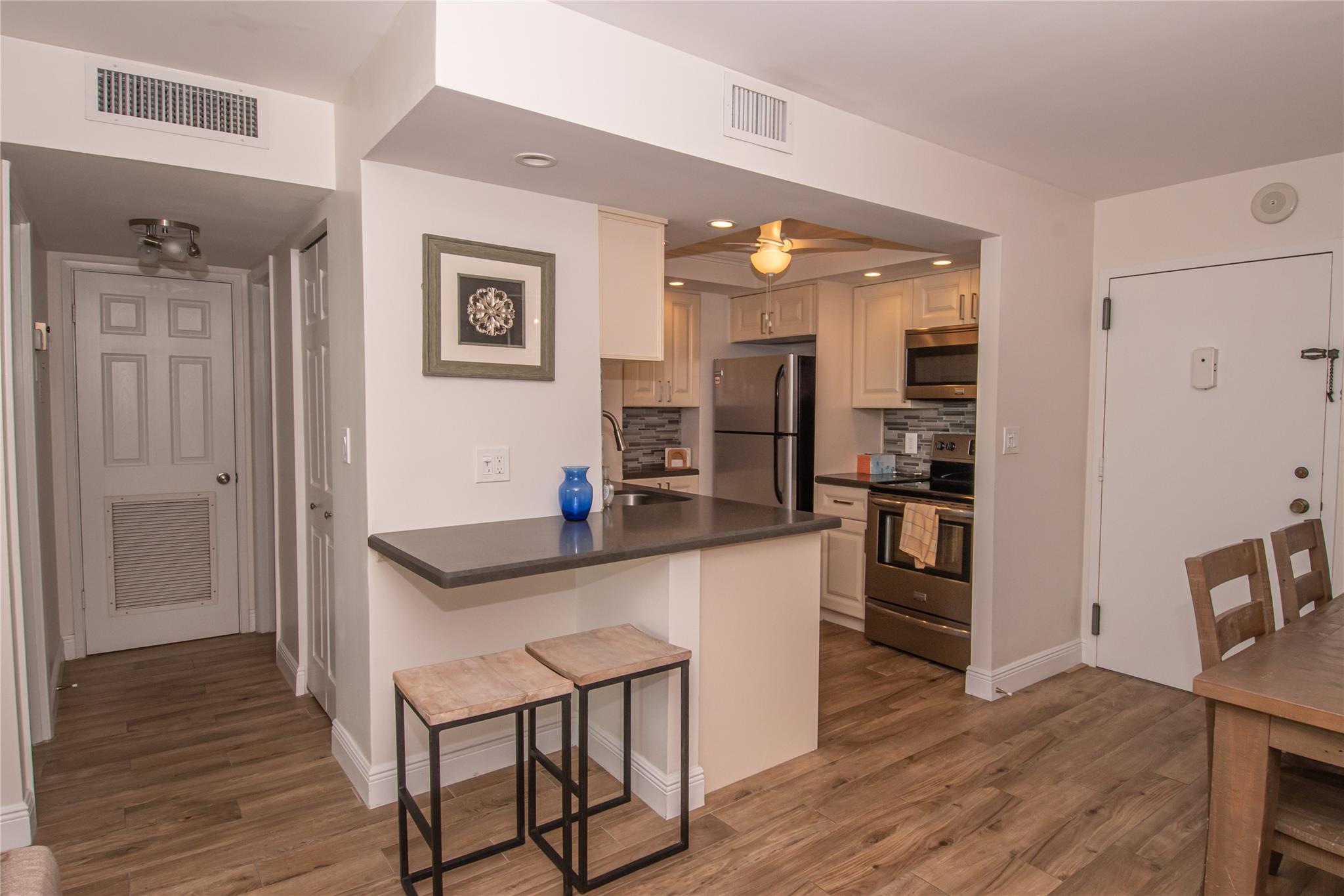 Pompano Beach Club Condo - Residential Lease