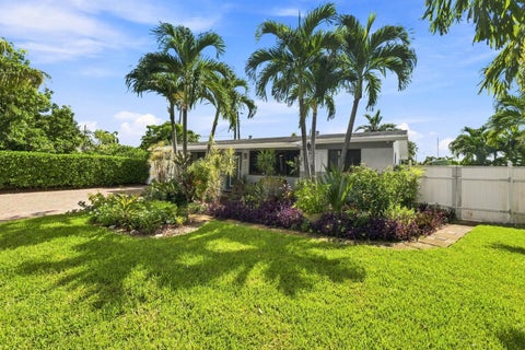 Tiny photo for 4110 NW 16TH Avenue, Oakland Park, FL 33309 (MLS # B26063170)