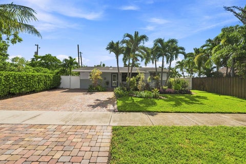 Tiny photo for 4110 NW 16TH Avenue, Oakland Park, FL 33309 (MLS # B26063170)