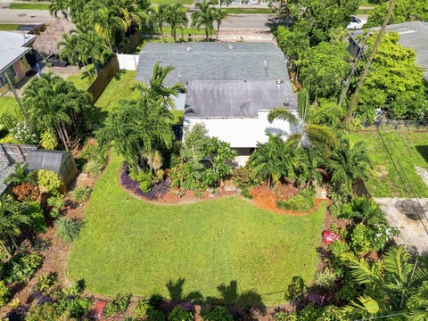 Tiny photo for 4110 NW 16TH Avenue, Oakland Park, FL 33309 (MLS # B26063170)