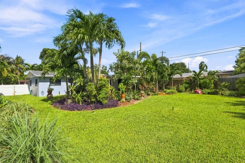 Tiny photo for 4110 NW 16TH Avenue, Oakland Park, FL 33309 (MLS # B26063170)