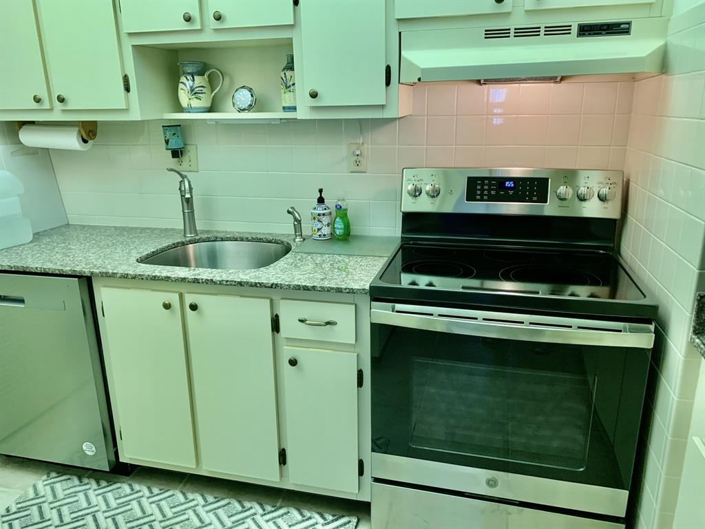 Lakes of Delray - Residential