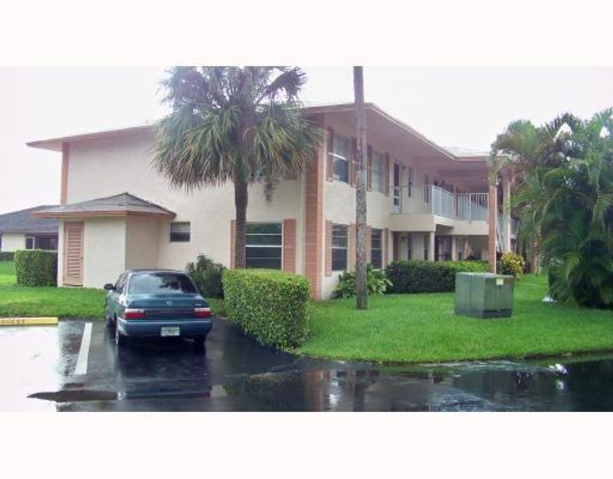 First floor corner unit on the lake. 2 bedroom, 2 bathrooms with Den (can be used as 3rd bedroom).  . Community Pool, carpet, tile floors, stackable washer / dryer. GREAT LOCATION. EASY TO SHOW. WATER, INSURANCE AND BASIC CABLE INCLUDED. SMALL PETS OK.