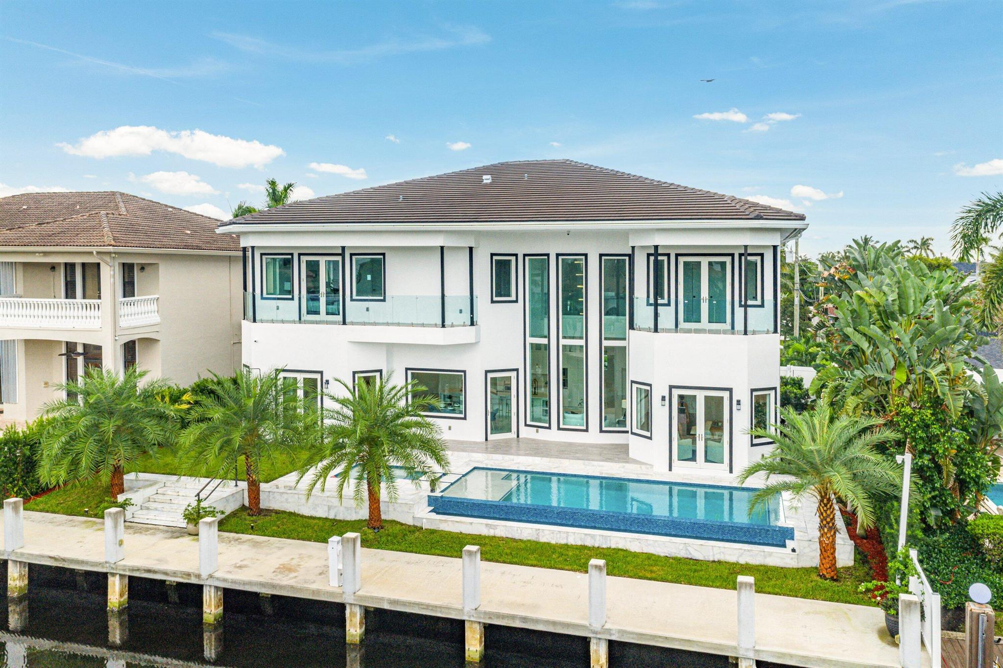 CORAL KEY VILLAS 6TH SEC - Residential