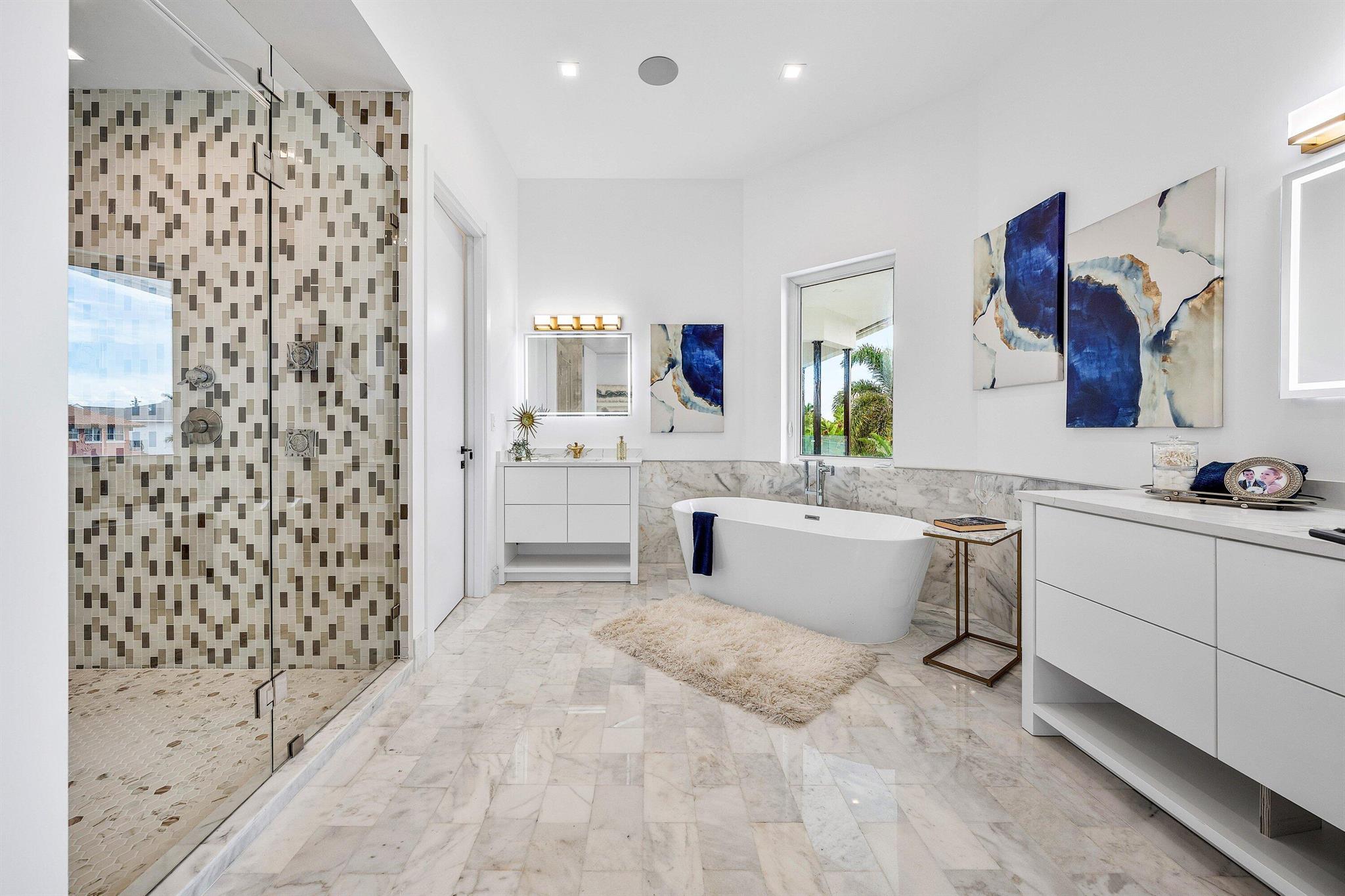 CORAL KEY VILLAS 6TH SEC - Residential