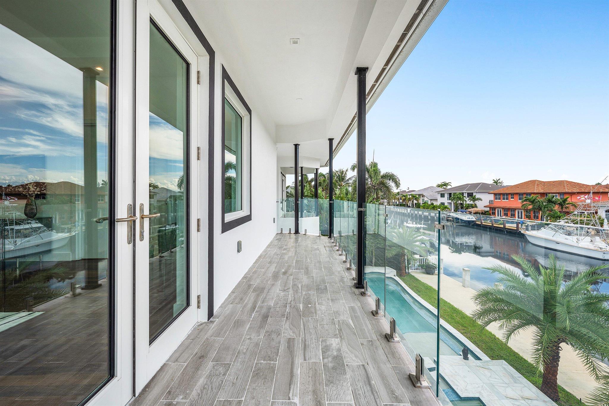 CORAL KEY VILLAS 6TH SEC - Residential