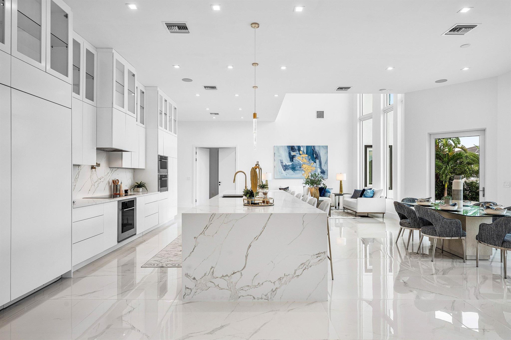 CORAL KEY VILLAS 6TH SEC - Residential