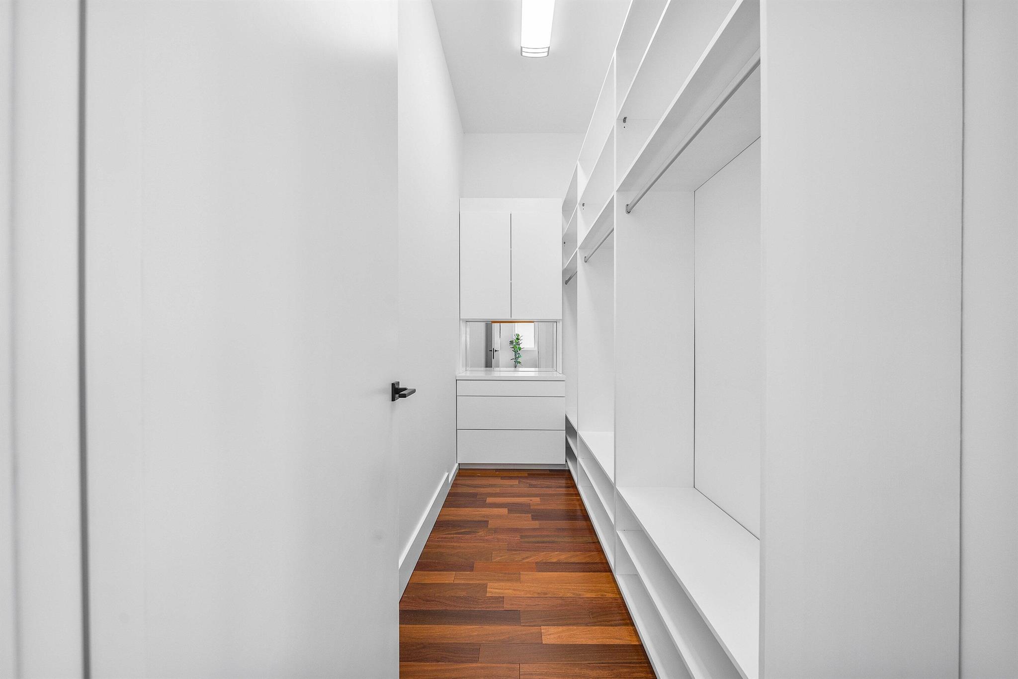 CORAL KEY VILLAS 6TH SEC - Residential