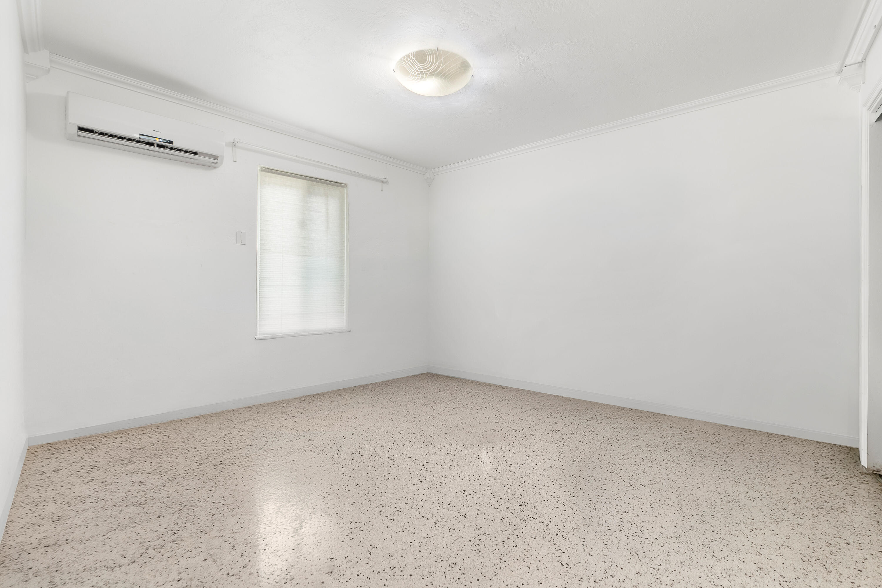 DANIA HEIGHTS - Residential