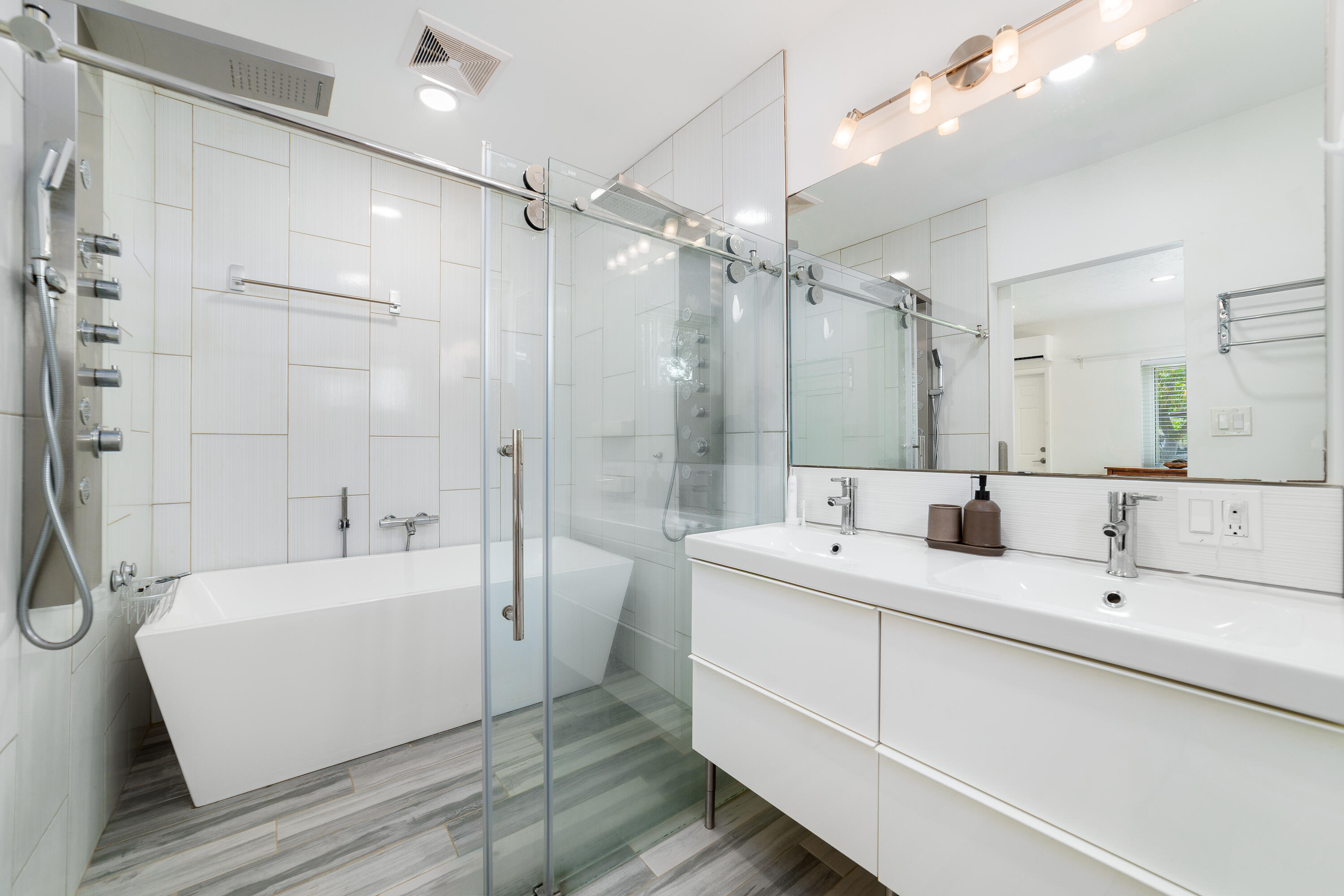 DANIA HEIGHTS - Residential