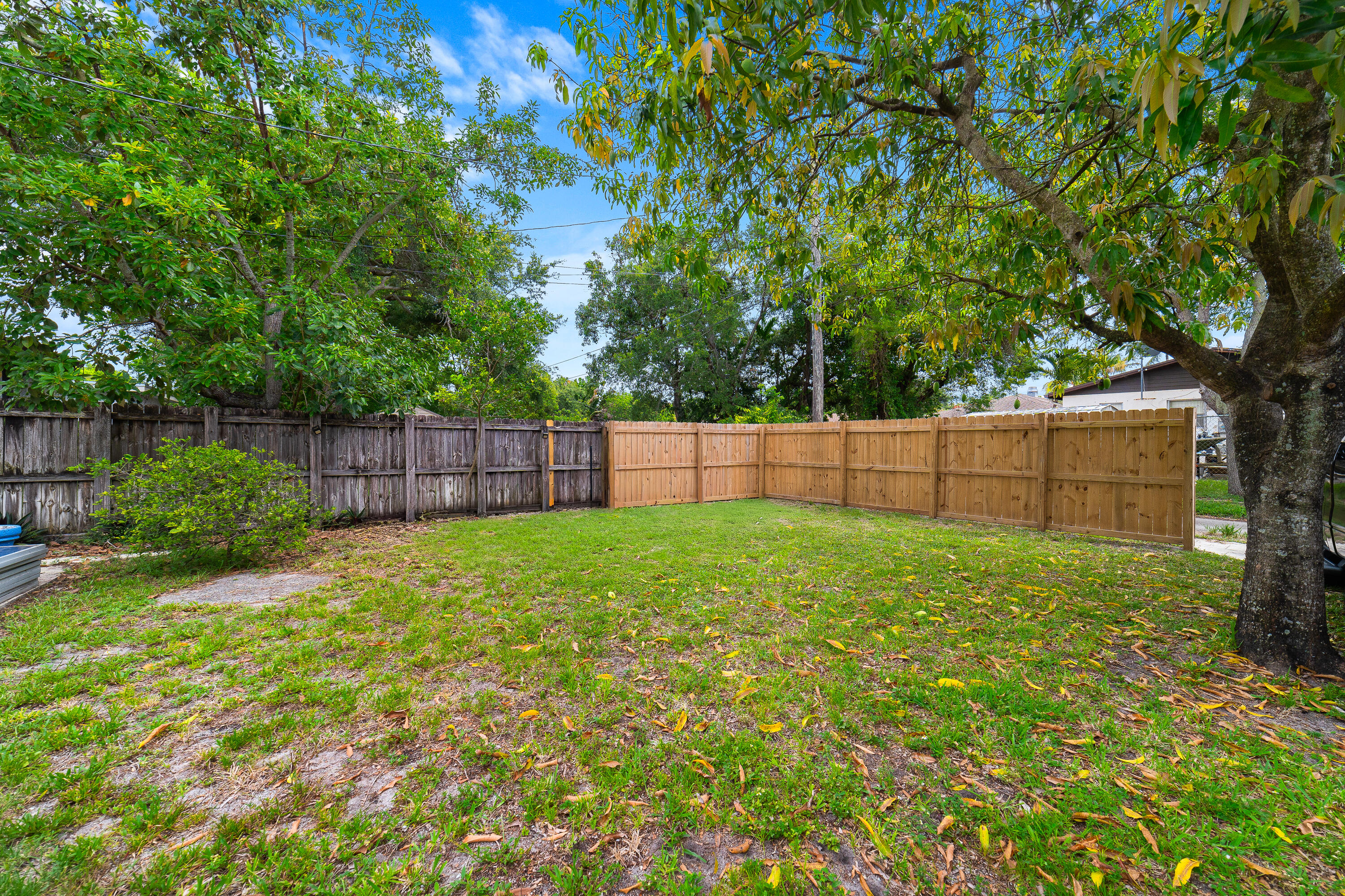 DANIA HEIGHTS - Residential