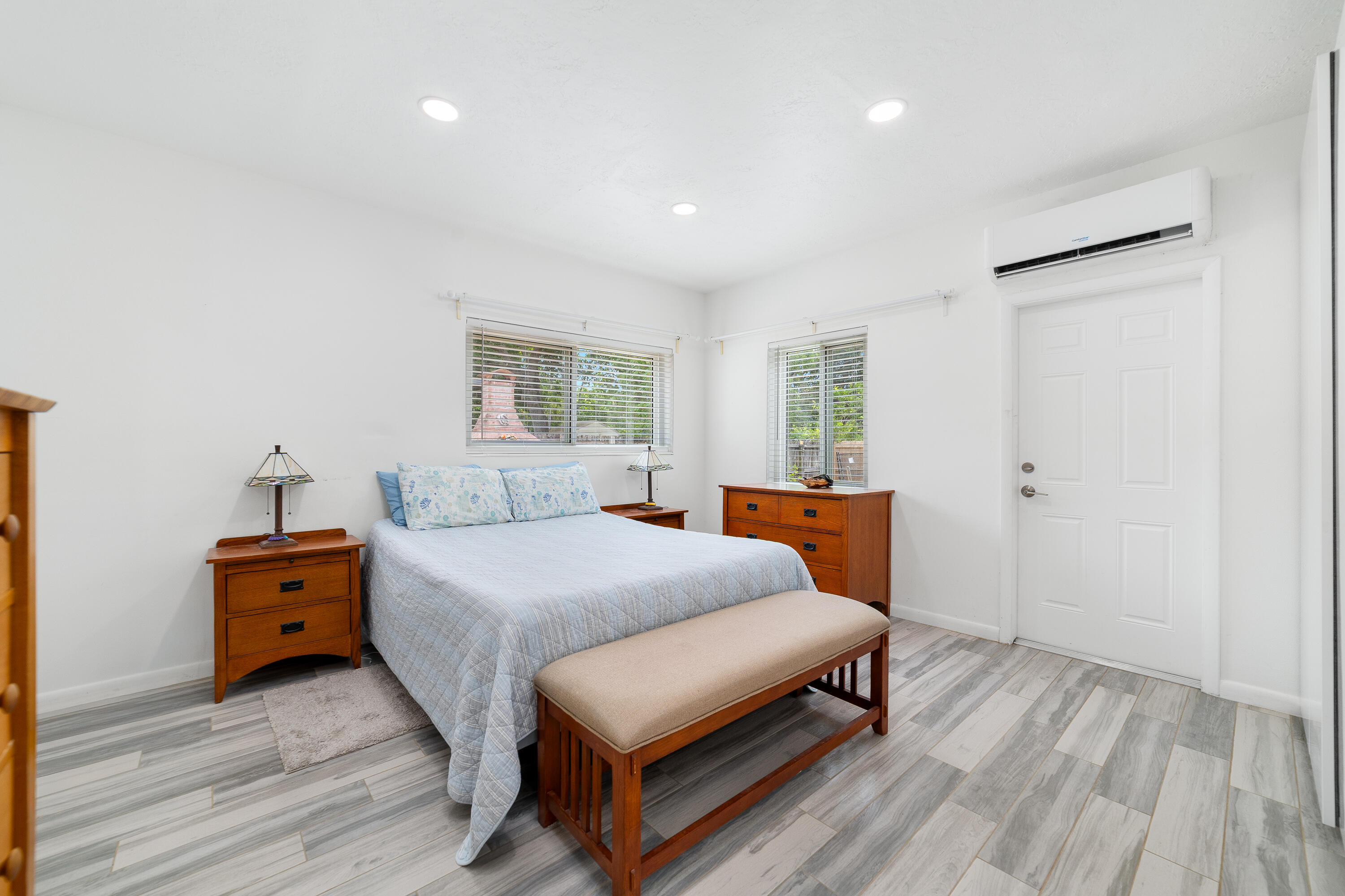 DANIA HEIGHTS - Residential