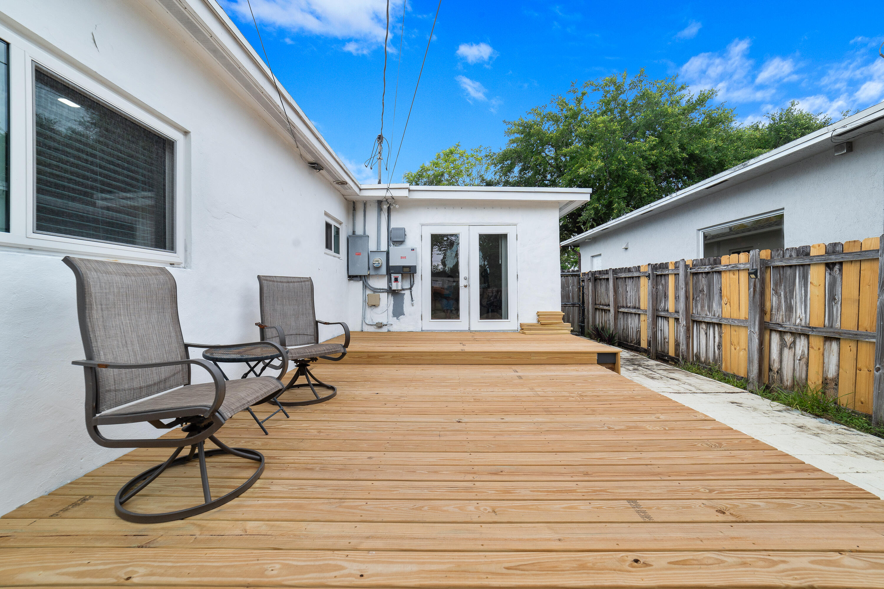 DANIA HEIGHTS - Residential