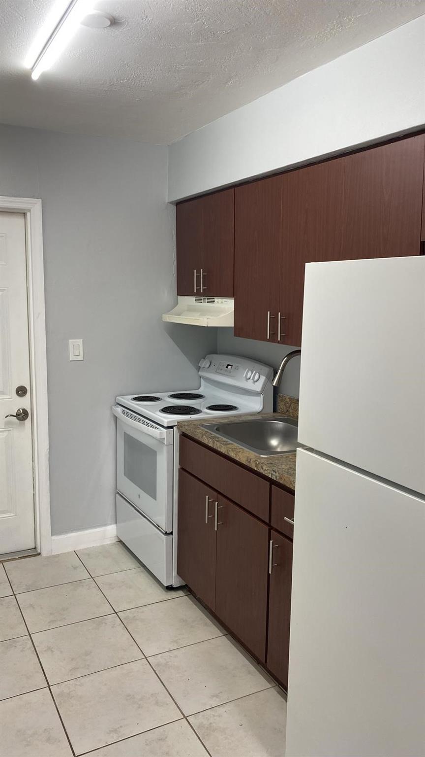 Miami Gardens Estates Sec - Residential Lease