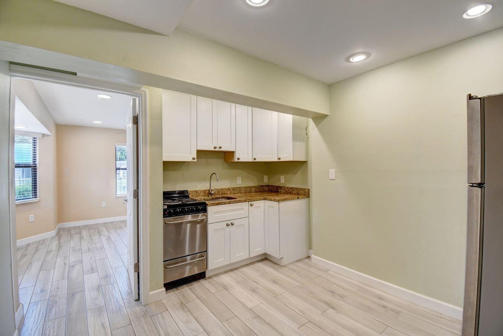 Photo of 1316 DATE PALM Drive #Rear, Lantana, FL 33462 (MLS # B26061303)