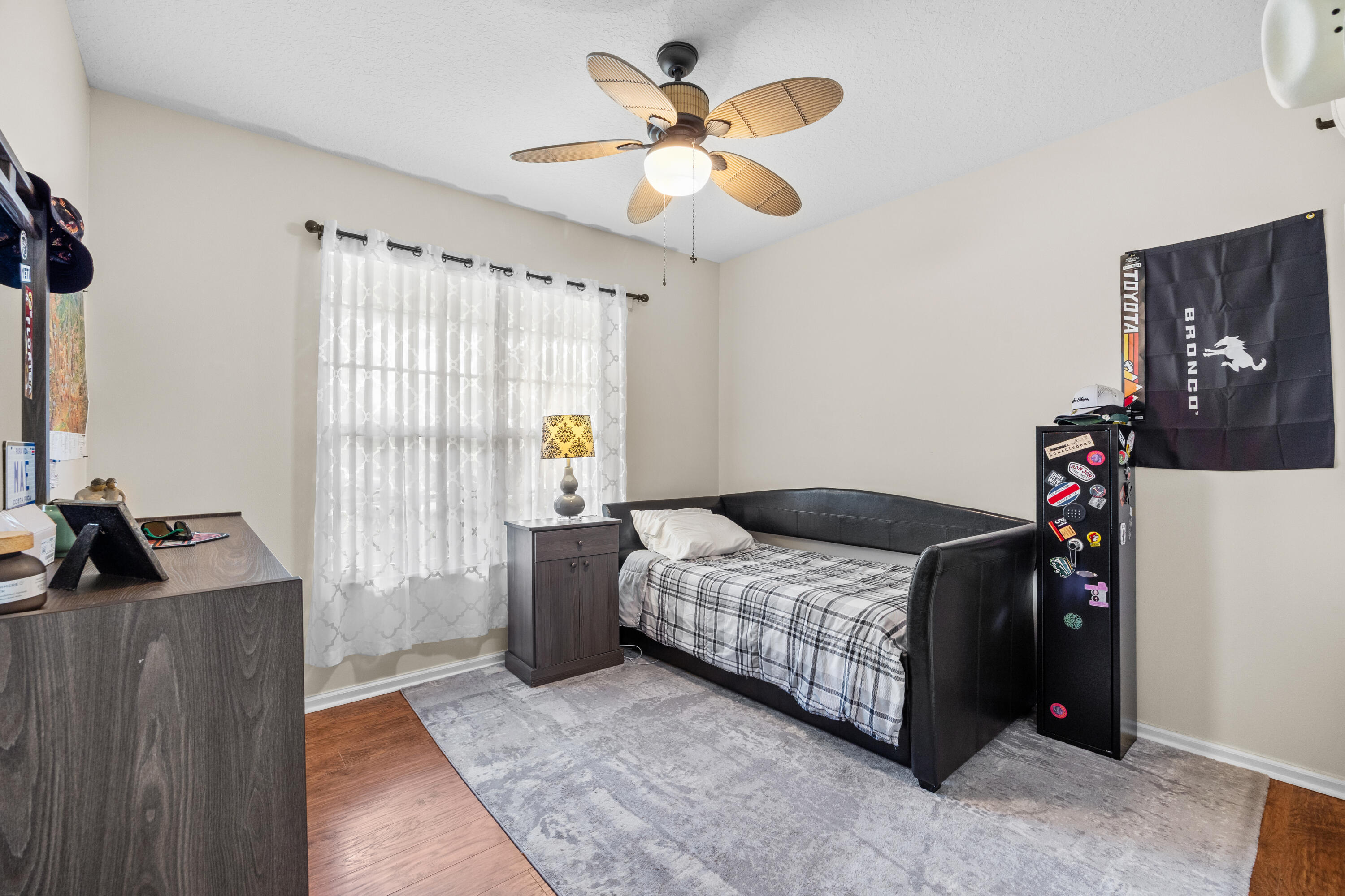 MAGNOLIA LAKES - Residential