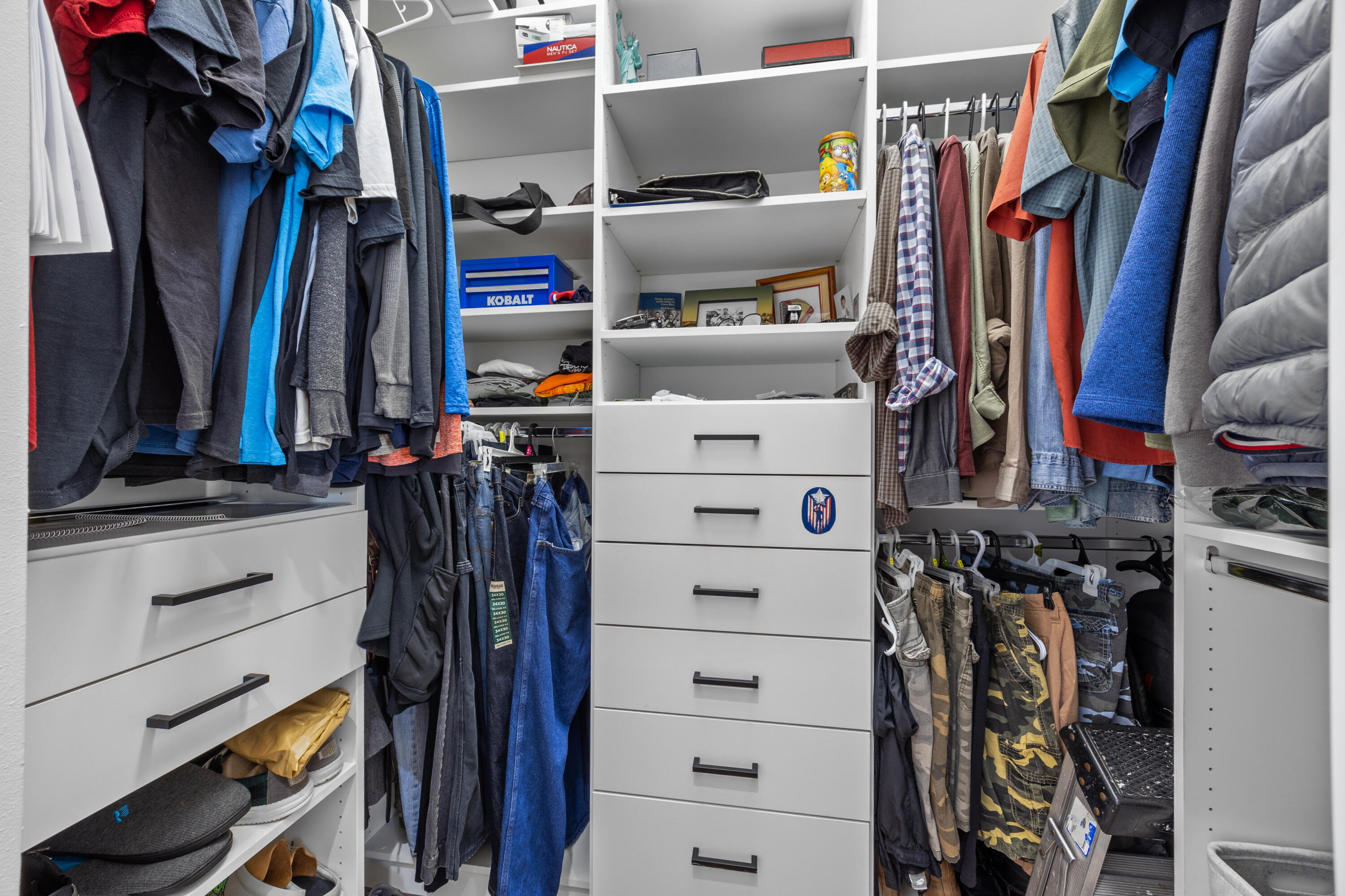 MAGNOLIA LAKES - Residential