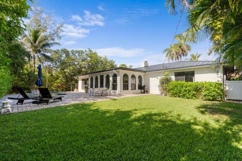 Tiny photo for 35 Anna Street, Ocean Ridge, FL 33435 (MLS # B26033525)