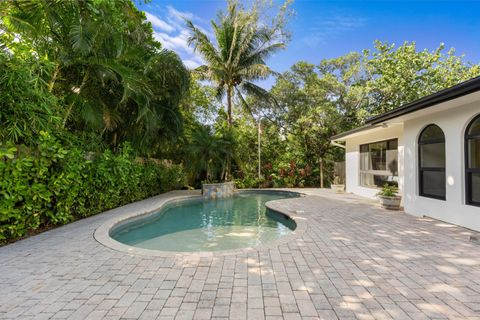 Tiny photo for 35 Anna Street, Ocean Ridge, FL 33435 (MLS # B26033525)