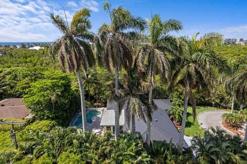 Tiny photo for 35 Anna Street, Ocean Ridge, FL 33435 (MLS # B26033525)