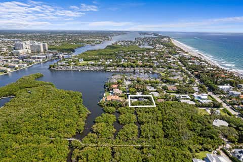 Tiny photo for 35 Anna Street, Ocean Ridge, FL 33435 (MLS # B26033525)