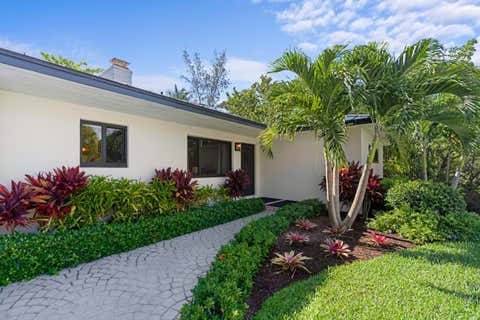 Tiny photo for 35 Anna Street, Ocean Ridge, FL 33435 (MLS # B26033525)